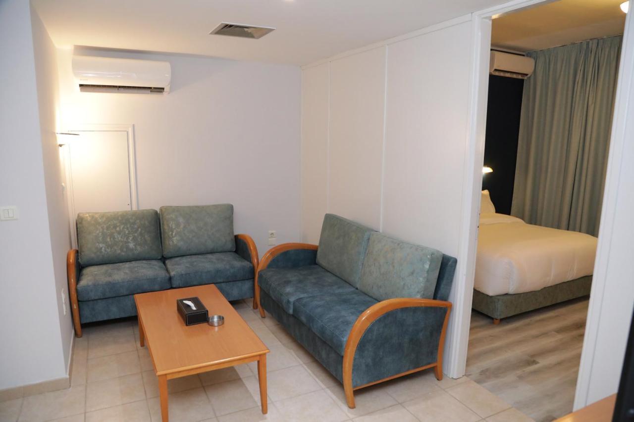 El Sheikh Suites Hotel Beiroet Buitenkant foto