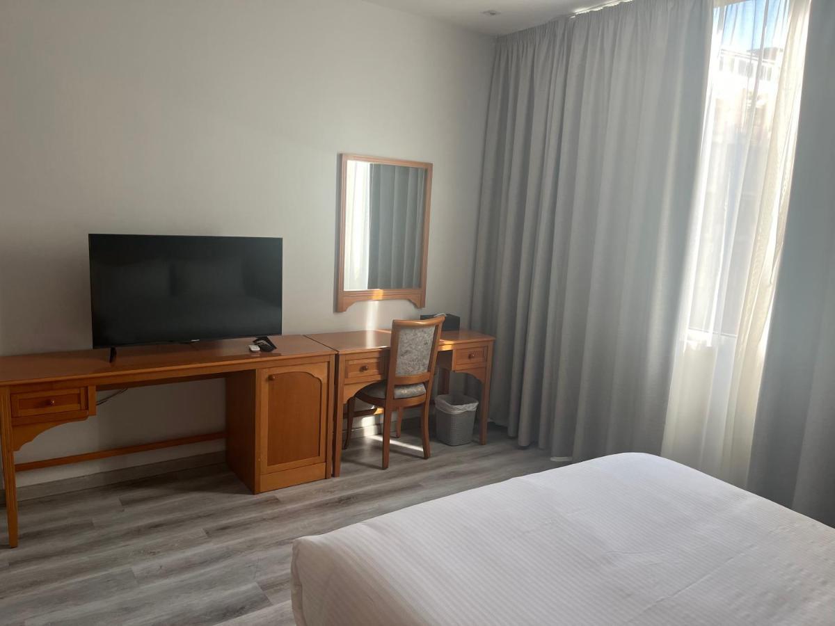 El Sheikh Suites Hotel Beiroet Buitenkant foto