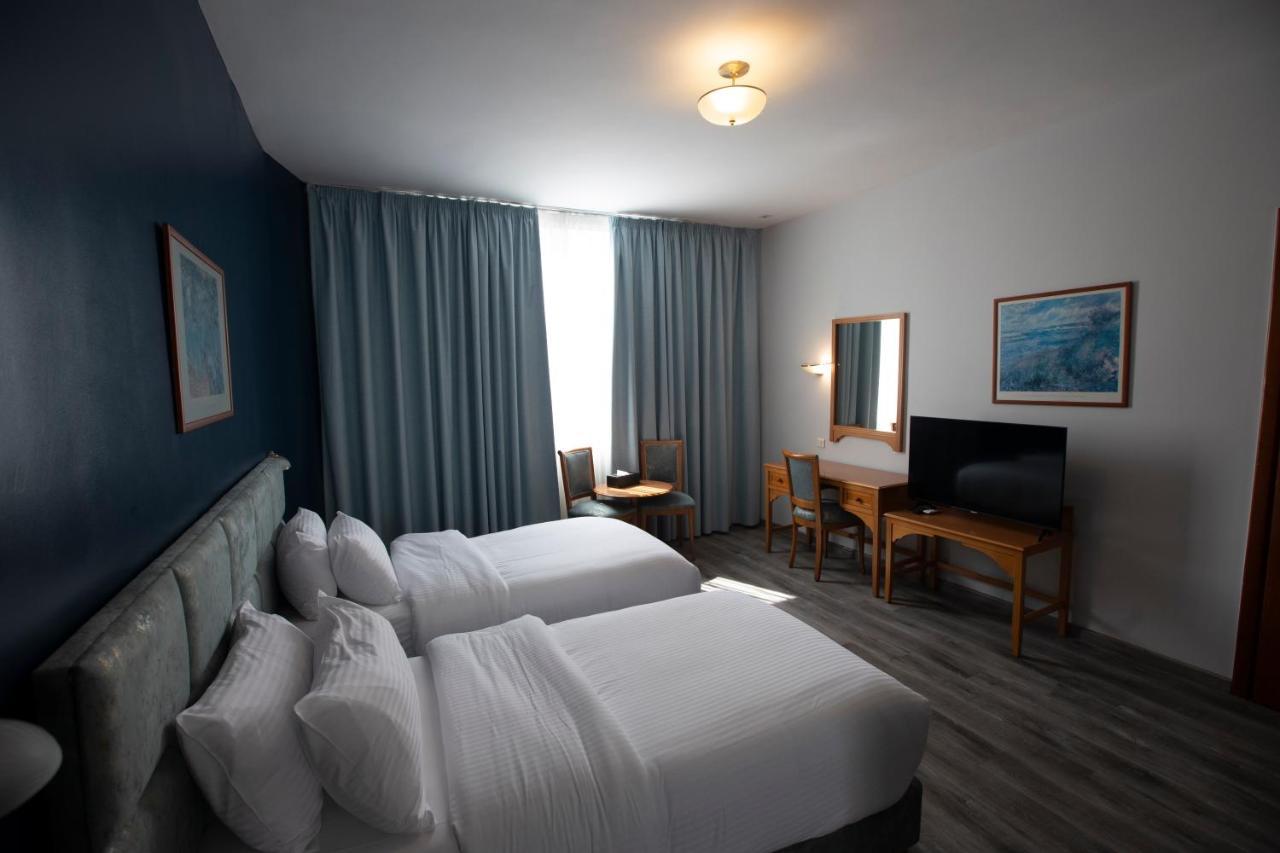 El Sheikh Suites Hotel Beiroet Buitenkant foto